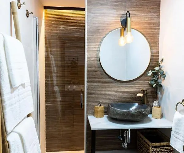 Turisticos Majma * Caces